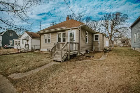 1006 11th Ave SW, Austin, MN 55912