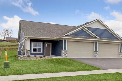 1416 Anchor Ave, River Falls, WI 54022