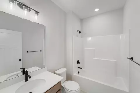 Bath - 8026 Walnut Ln, Corcoran, MN 55340 photo 1 of 4