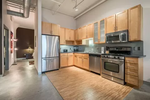 250 Park Ave #612, Minneapolis, MN 55415