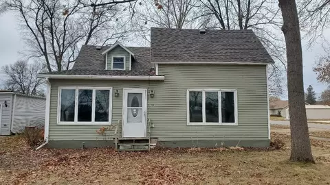209 Leslie Ave W, Clarissa, MN 56440