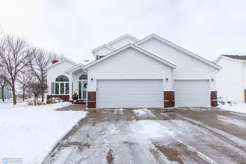 1564 7th St E, West Fargo, ND 58078