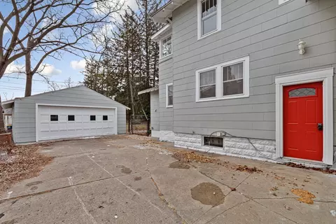 411 3rd St SW, Faribault, MN 55021 photo 2