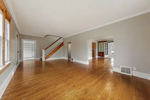 411 3rd St SW, Faribault, MN 55021 photo 5