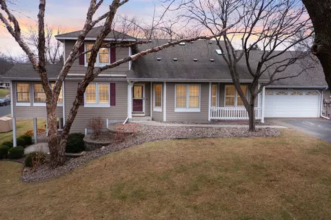 4517 S Mallard Trl, Eagan, MN 55122