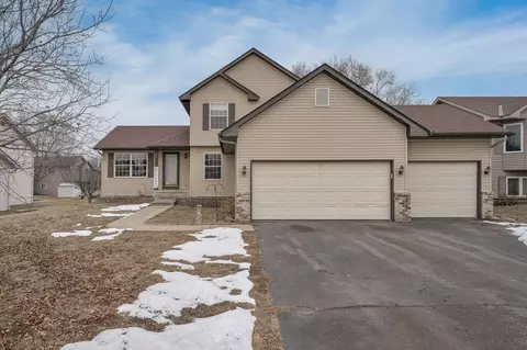 905 S Walnut St, Belle Plaine, MN 56011