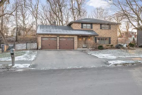 1011 Martin Rd, Albert Lea, MN 56007