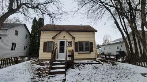 606 2nd St S, Wahpeton, ND 58075