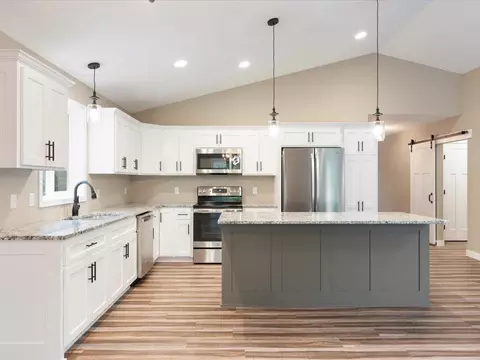14435 Kimberlee Dr N, Baxter, MN 56425 photo 3