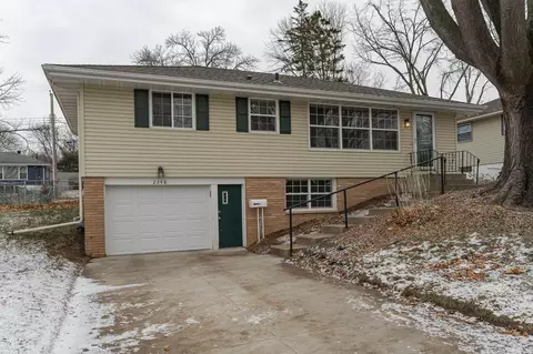 2348 NW 12th Ave NW, Rochester, MN 55901