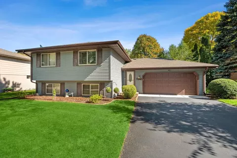 7940 Perry Ave N, Brooklyn Park, MN 55443
