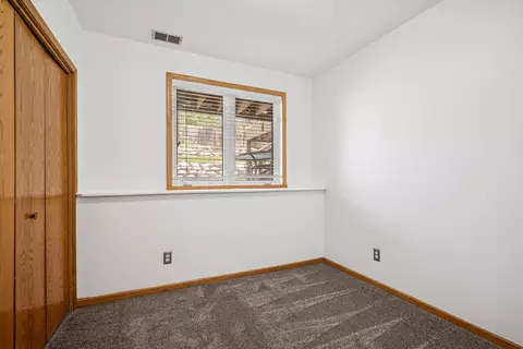 3876 Westbury Ln, Eagan, MN 55123 photo 25