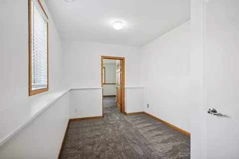 3876 Westbury Ln, Eagan, MN 55123 photo 22