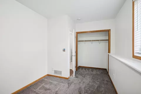 3876 Westbury Ln, Eagan, MN 55123 photo 21