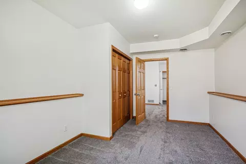 3876 Westbury Ln, Eagan, MN 55123 photo 24