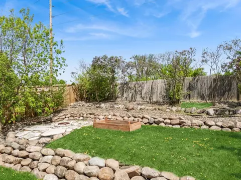 3876 Westbury Ln, Eagan, MN 55123 photo 30