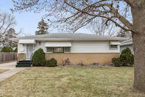 5025 Washington St NE, Columbia Heights, MN 55421