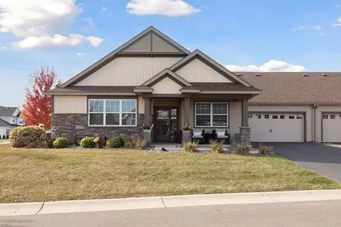 8006 64th St S, Cottage Grove, MN 55016