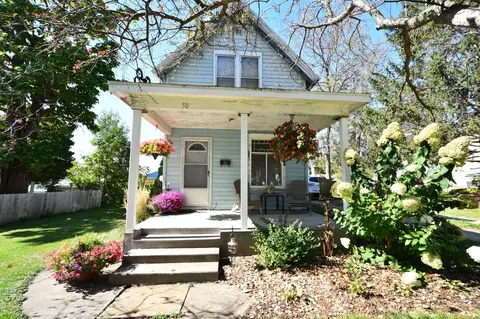 50 Mill St, Zumbrota, MN 55992