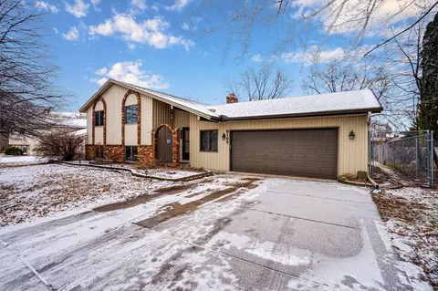 8109 82nd Ave N, Brooklyn Park, MN 55445