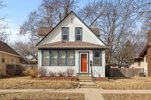 3852 36th Ave S, Minneapolis, MN 55406