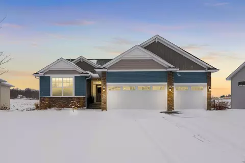 9781 Jasmine Ave NE, Hanover, MN 55341