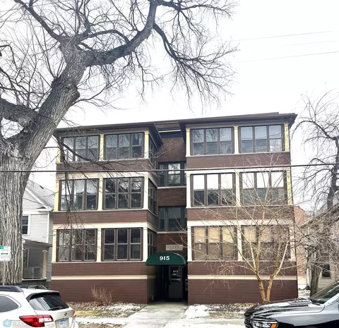 915 2nd Ave S #6, Fargo, ND 58103