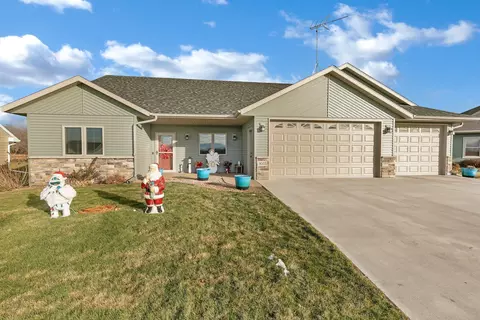 1033 13th Ave NE, Saint Joseph, MN 56374
