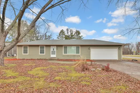 545 W 9th St, Rush City, MN 55069