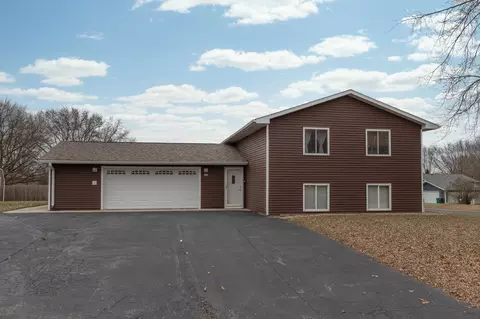 302 7th Ave NE, Kasson, MN 55944
