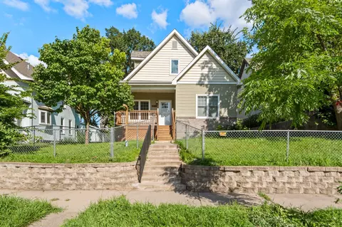 1202 Irving Ave N, Minneapolis, MN 55411