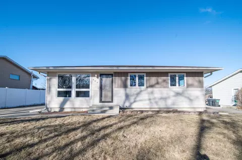 959 18th St SE, Rochester, MN 55904