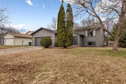 4261 159th Ct W, Rosemount, MN 55068
