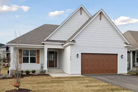 9708 Liberty Ct, Eden Prairie, MN 55347