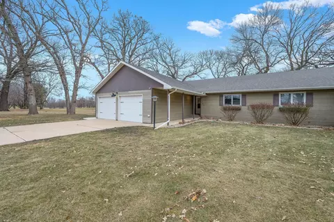 361 E Amber Lake Dr, Fairmont, MN 56031