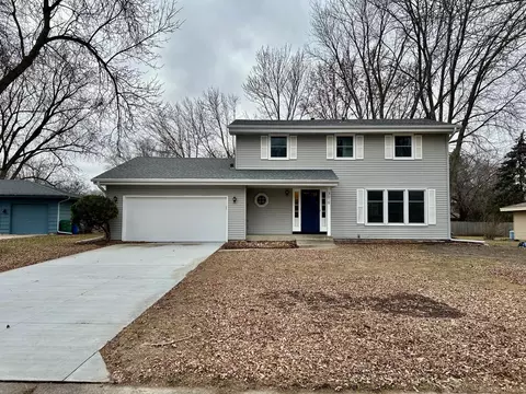 3619 Quaker Ln N, Plymouth, MN 55441