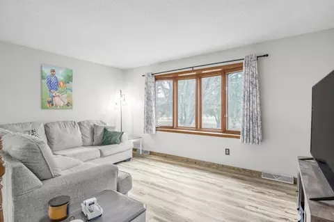 6304 113th Pl N, Champlin, MN 55316 photo 8