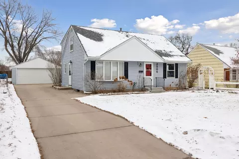 2505 Boone Ave S, Saint Louis Park, MN 55426