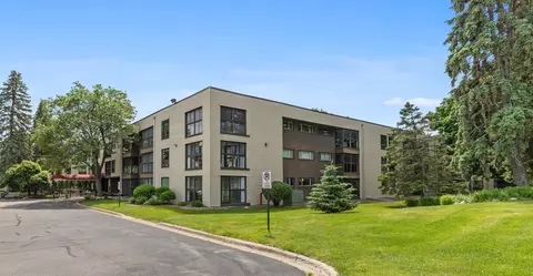 2485 Canabury Dr #114, Little Canada, MN 55117