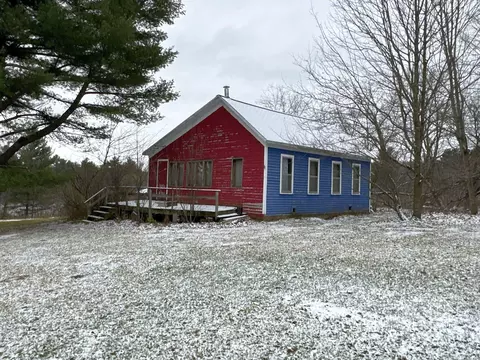 751 7 12 St, Clayton, WI 54004