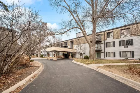 183 Little Canada Rd E #318, Little Canada, MN 55117