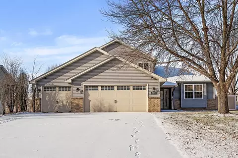 14350 Tungsten St NW, Anoka, MN 55303