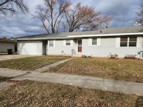 511 E Richway Dr, Albert Lea, MN 56007