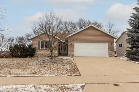 959 Southern Ridge Dr SW, Rochester, MN 55902