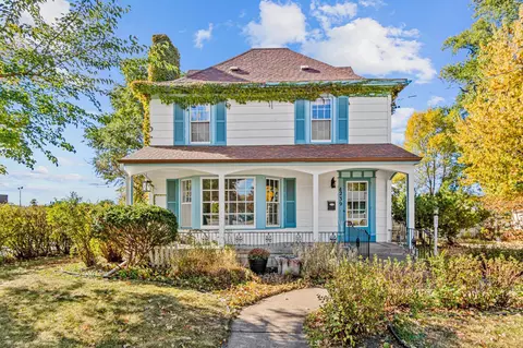 4239 Regent Ave N, Robbinsdale, MN 55422