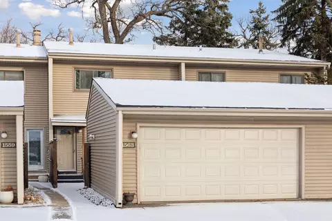 1563 N Oberlin Cir, Fridley, MN 55432