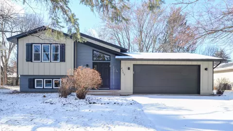 4765 Kent St, Shoreview, MN 55126