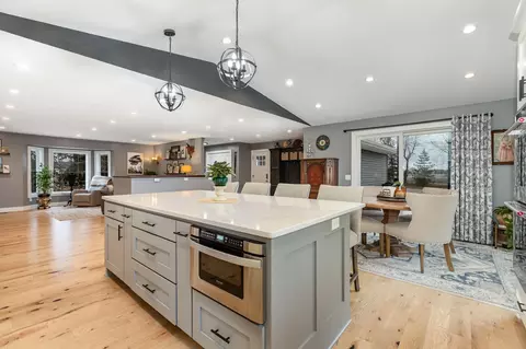 8614 211th Ave NW, Nowthen, MN 55330