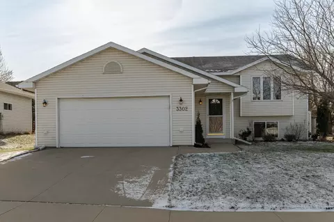 3302 48th St NW, Rochester, MN 55901