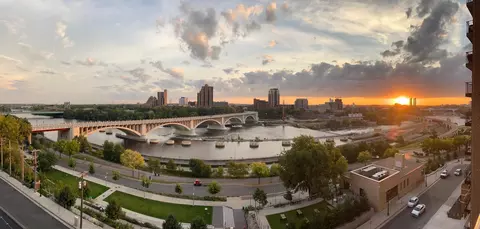 401 S 1st St #817, Minneapolis, MN 55401